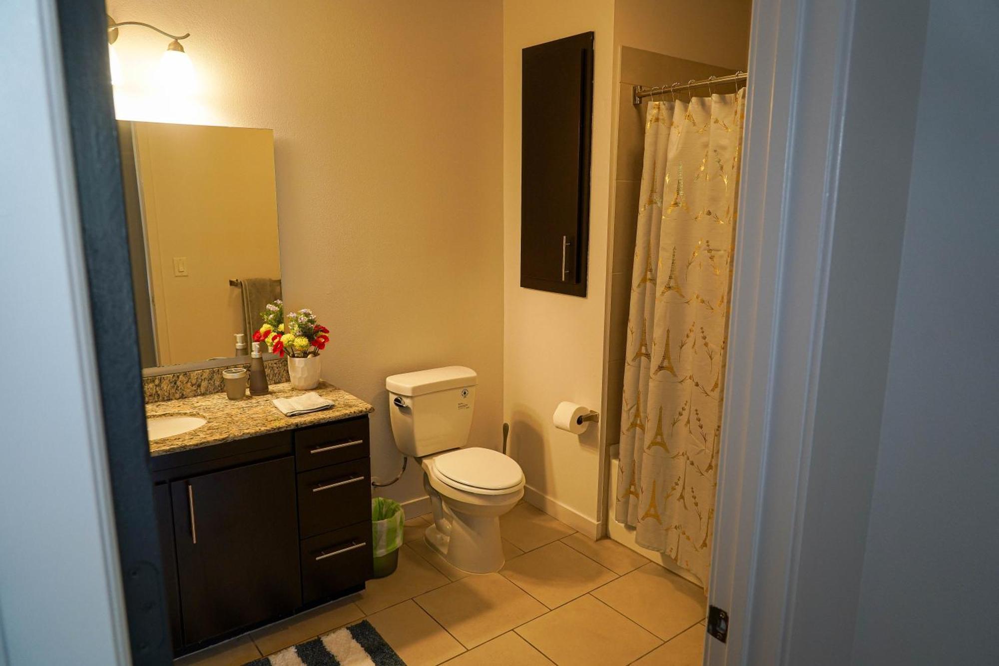 Lux 2 Bedroom In Woodland Hills Los Angeles Esterno foto